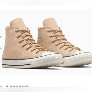 NWOB Converse Womens size 10 original price $96